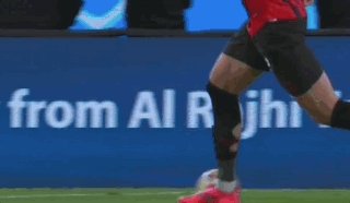 1735948617638035328.gif 开云平台-【意超杯】尤文送点球送乌龙,AC米兰逆转决赛会国米