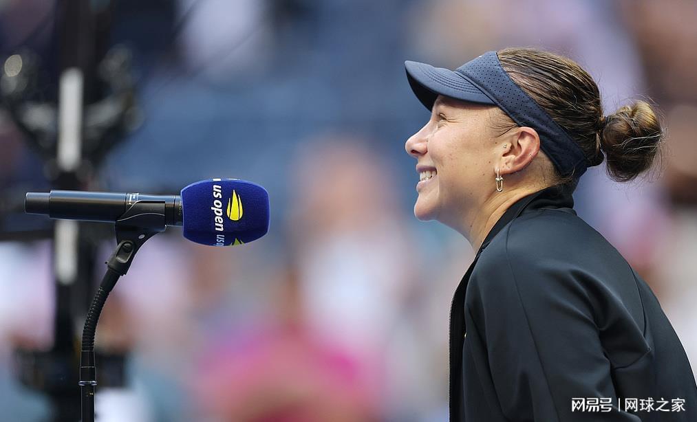 女单半决赛留下最大悬案：阿尼西莫娃会成为第二个最大铺路工？