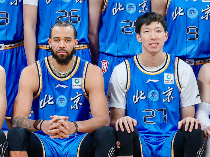 开云下载-北京送四川24连败！周琦4中4砍11+7 麦基首秀12+6+3低开高走秀暴扣|卡迪姆赛|方硕|贝利|陈盈骏|贾维尔-麦基_新浪体育_新浪新闻