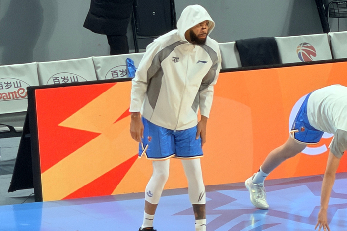 开云下载-北京送四川24连败！周琦4中4砍11+7 麦基首秀12+6+3低开高走秀暴扣|卡迪姆赛|方硕|贝利|陈盈骏|贾维尔-麦基_新浪体育_新浪新闻