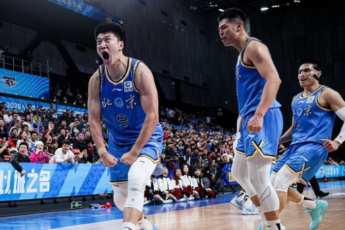 开云下载-北京送四川24连败！周琦4中4砍11+7 麦基首秀12+6+3低开高走秀暴扣|卡迪姆赛|方硕|贝利|陈盈骏|贾维尔-麦基_新浪体育_新浪新闻